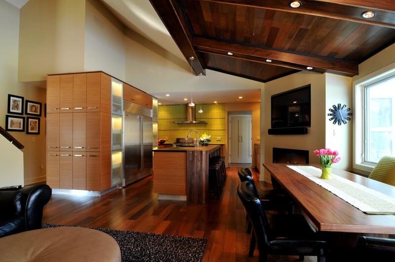 Kitchen & Bathroom 